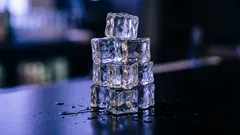 O que é mais eficiente para armazenar energia — uma bateria de lítio ou gelo? Não se apresse a responder