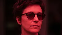 Um jornalista passou um mês a tomar banhos de luz vermelha: eis o que aconteceu