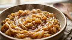 Cebolas caramelizadas no micro-ondas: já não é preciso ficar ao fogão nem esfregar panelas